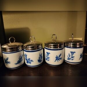 Williams Sonoma Porcelain Egg Coddlers Set of 4